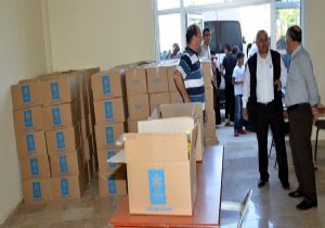 Palandöken Belediyesi'nden gıda yardımı